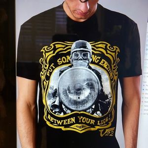 V22LA moto MOTORCYCLE 🏍 GRAPHIC T SHIRT BIKER MADE IN THE USA 🇺🇸